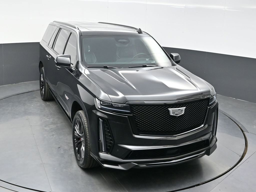 Certified 2024 Cadillac Escalade ESV V w/ LPO, ONYX Package image 28