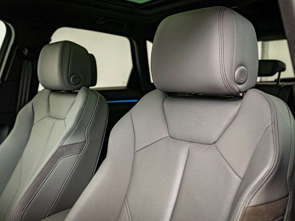 Used 2023 Audi Q3 2.0T Premium Plus w/ Premium Plus Package image 23