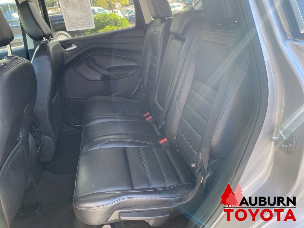 Used 2019 Ford Escape Titanium FWD image 24
