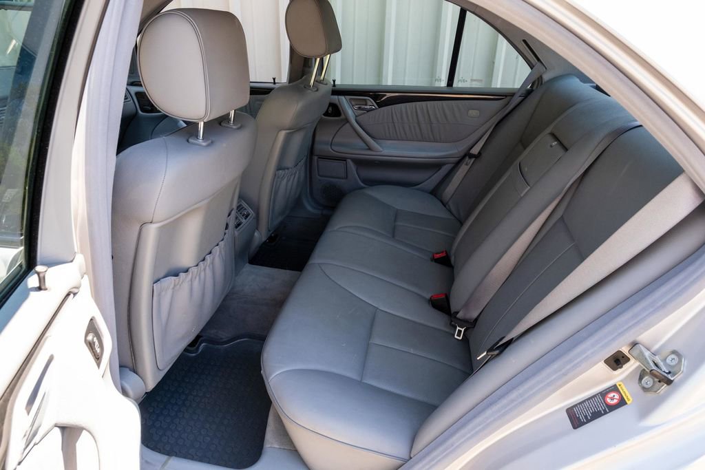 Used 2002 Mercedes-Benz E 320 4MATIC Sedan image 25