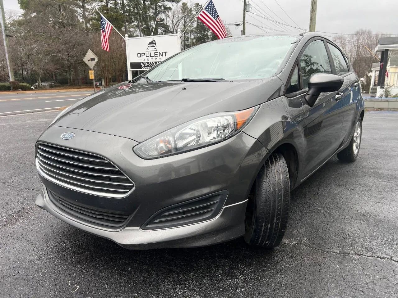 Used 2019 Ford Fiesta SE image 3