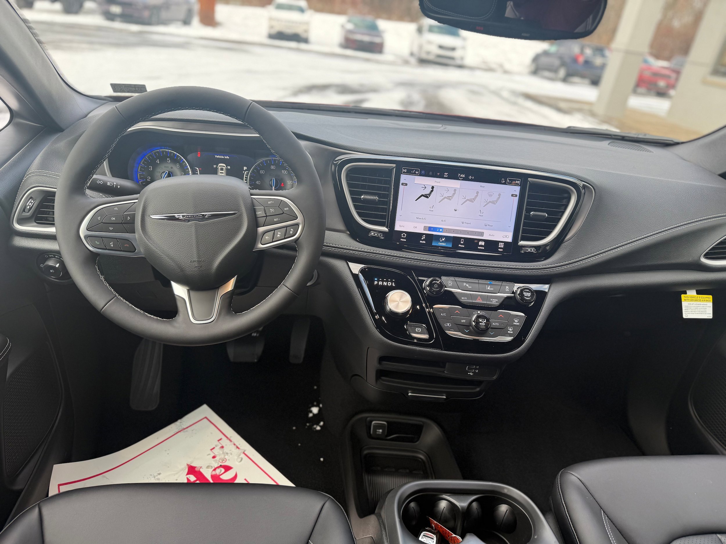 New 2026 Chrysler Pacifica Select FWD image 14