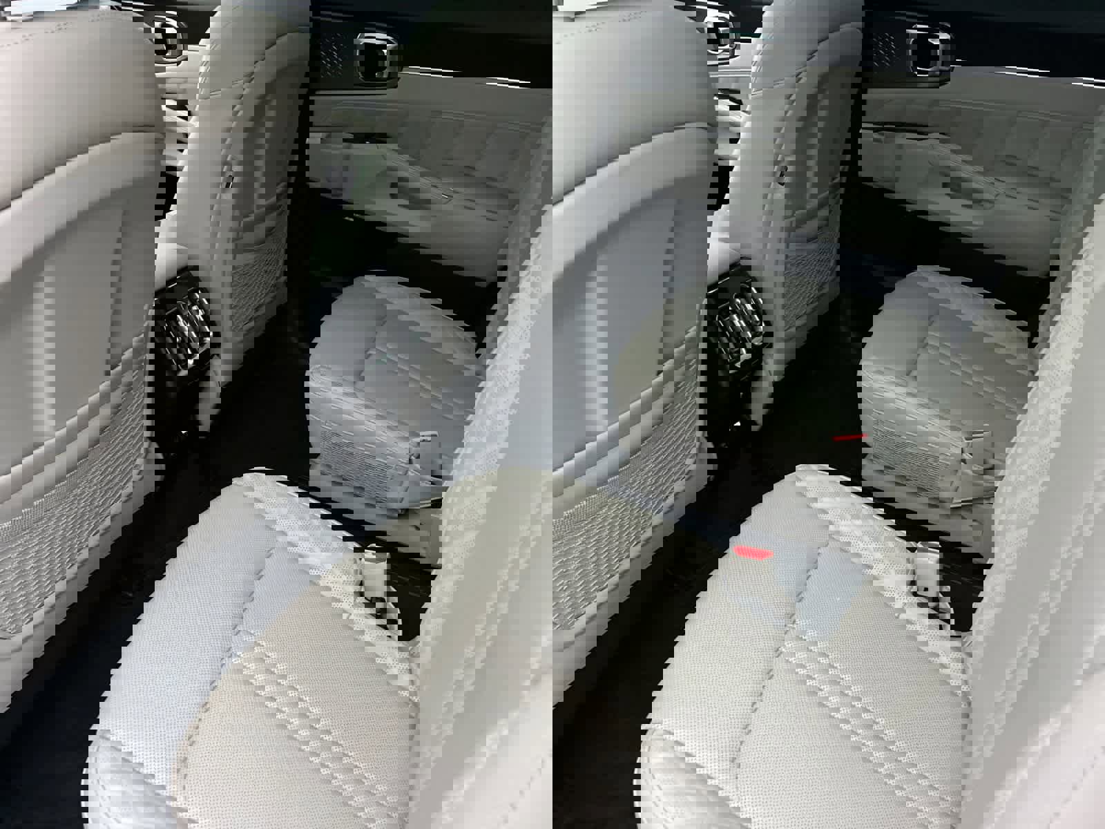 Used 2021 Kia Sorento SX image 4