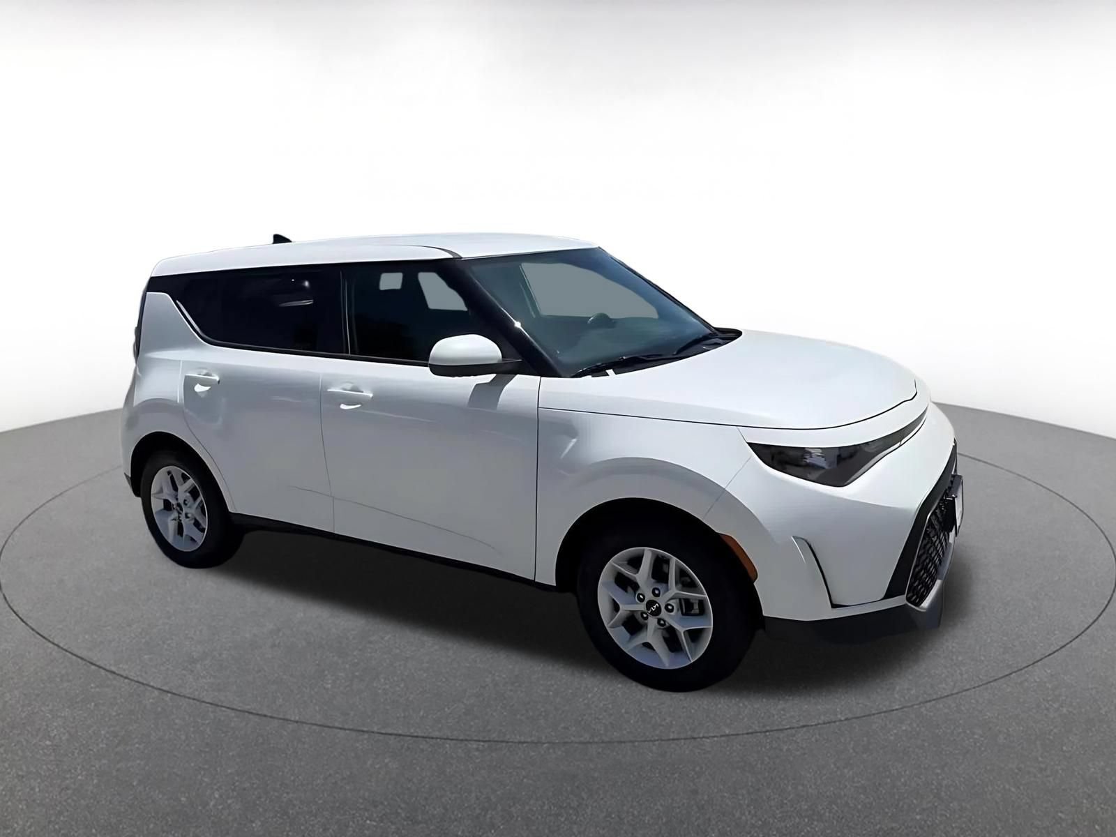 Used 2025 Kia Soul LX w/ LX Technology Package FWD video 2