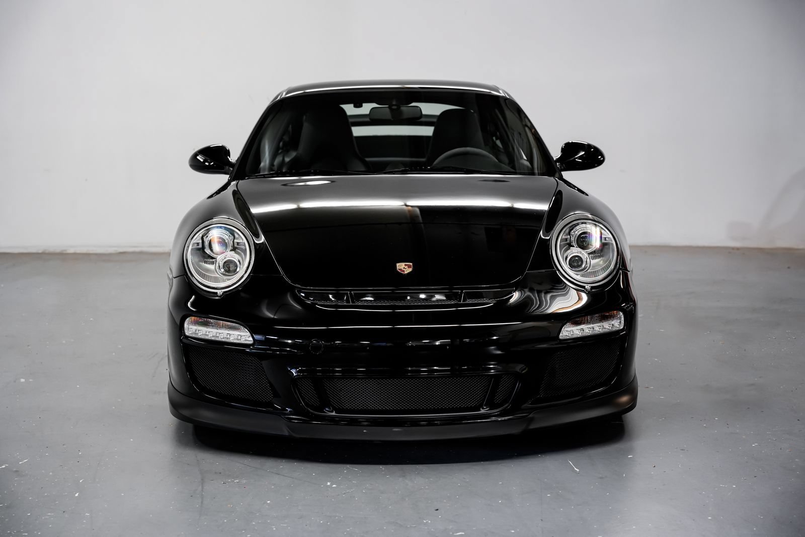Used 2010 Porsche 911 GT3 RWD image 5