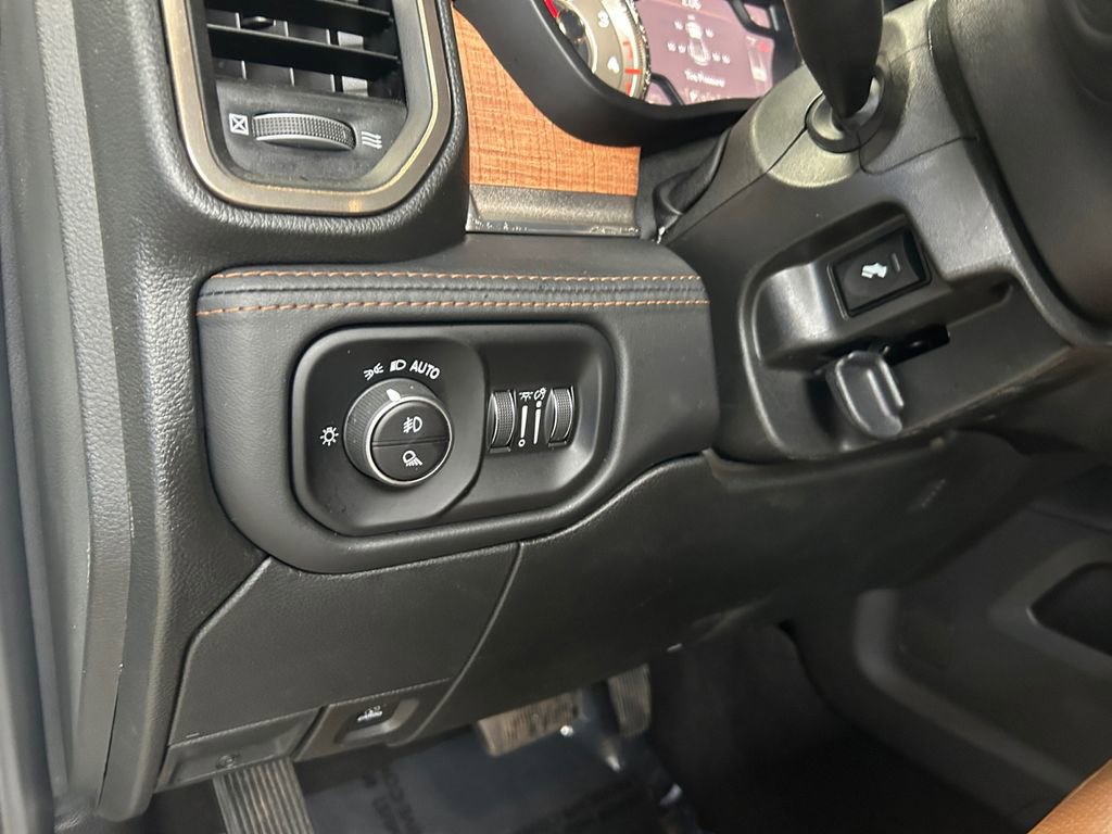 Used 2022 RAM 3500 Limited image 21