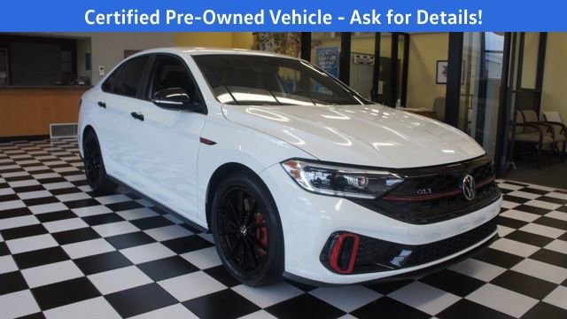 Used 2024 Volkswagen Jetta GLI 40th Anniversary Edition image 6