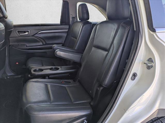 Used 2016 Toyota Highlander Limited image 20