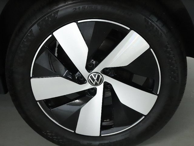 Used 2024 Volkswagen Taos S AWD/4WD image 40