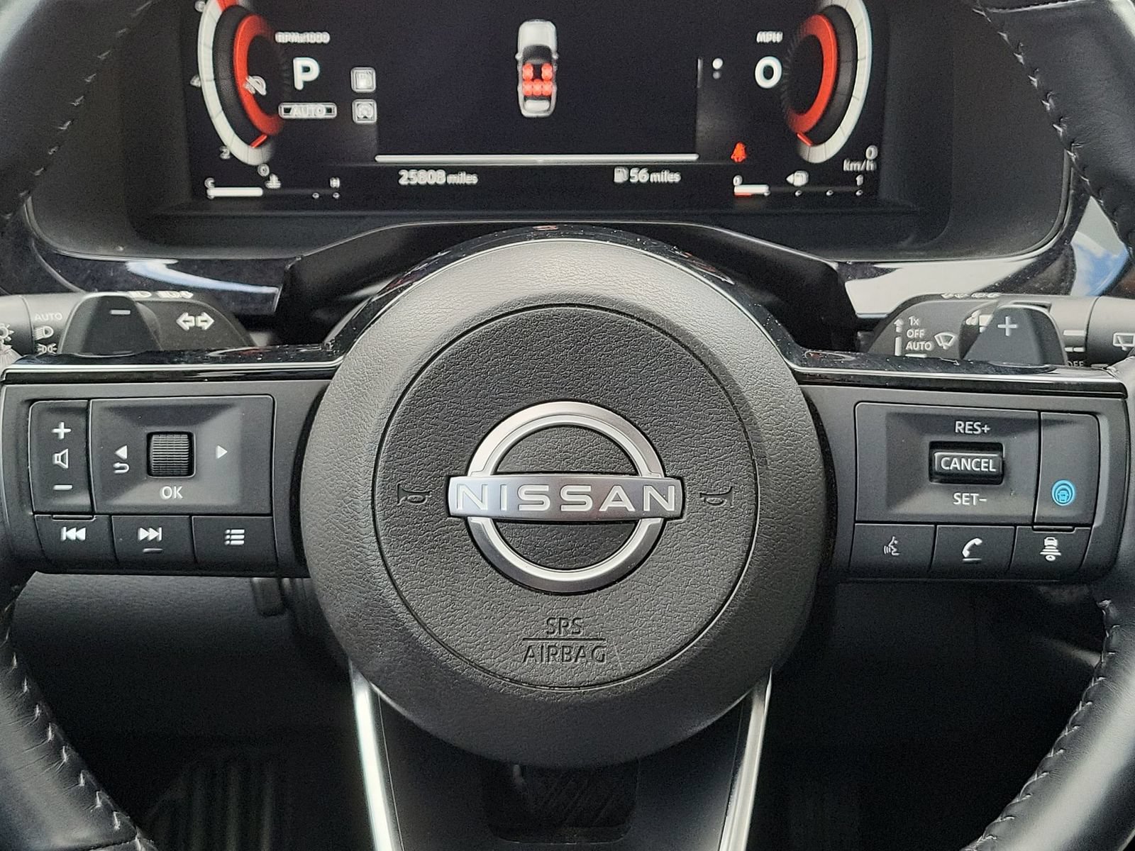 Used 2023 Nissan Pathfinder Platinum AWD/4WD image 11