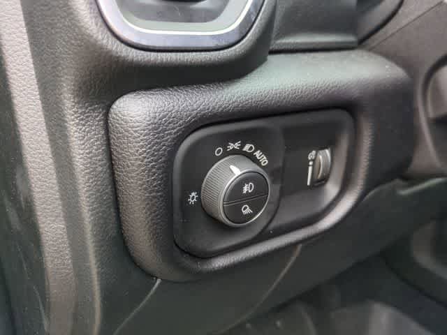 New 2026 RAM 2500 Big Horn AWD/4WD image 17