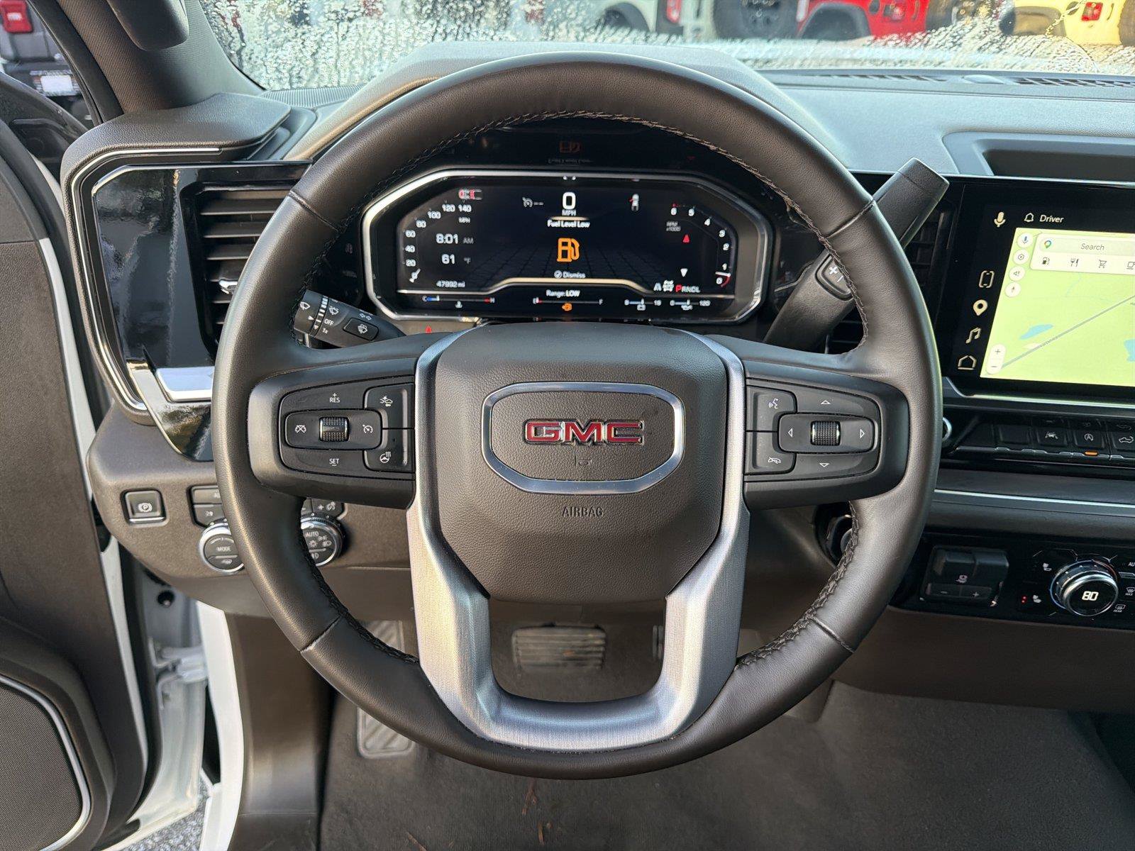 Used 2025 GMC Sierra 1500 SLT AWD/4WD image 21