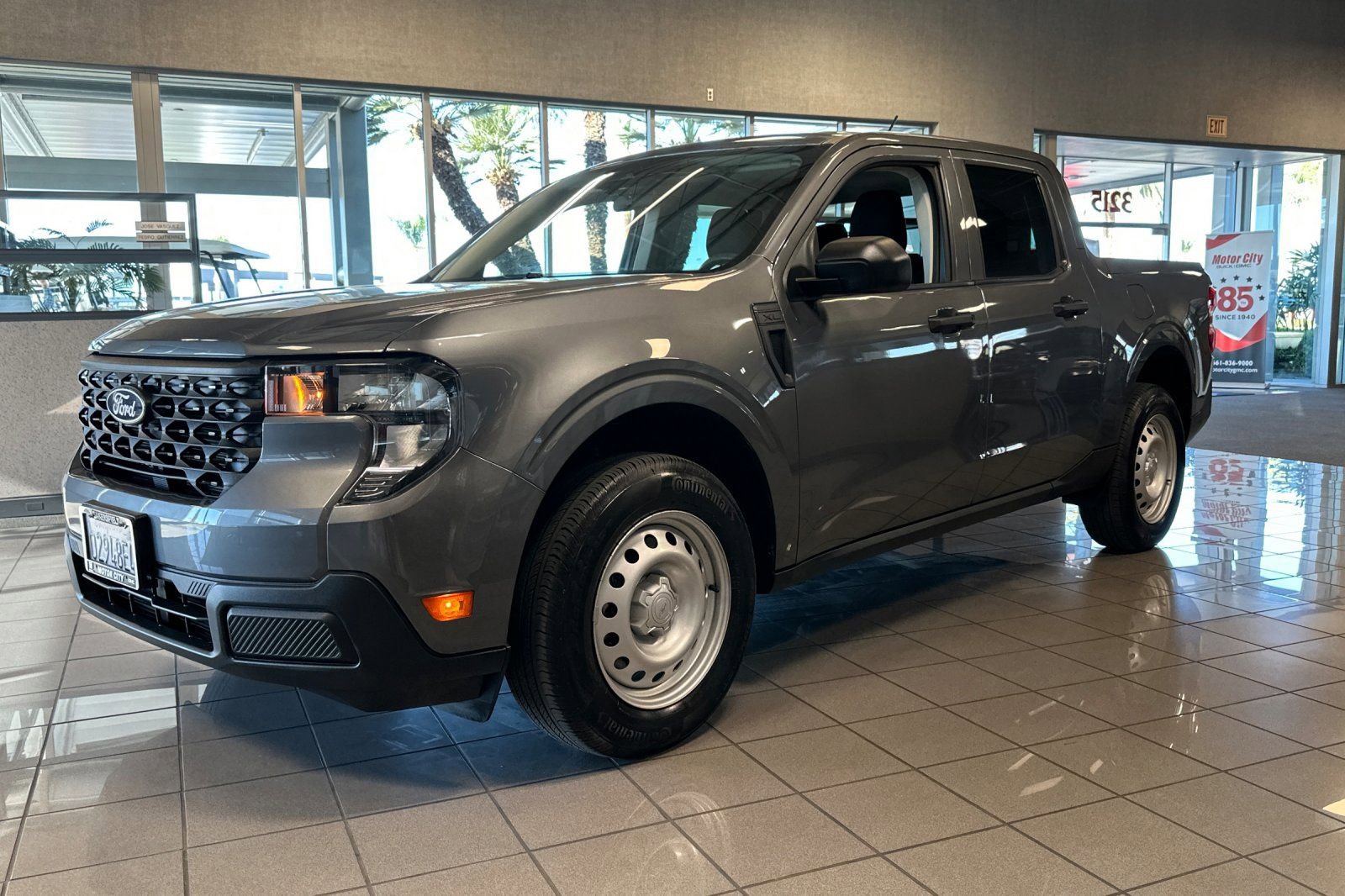 Used 2025 Ford Maverick XL w/ 4K Tow Package image 8