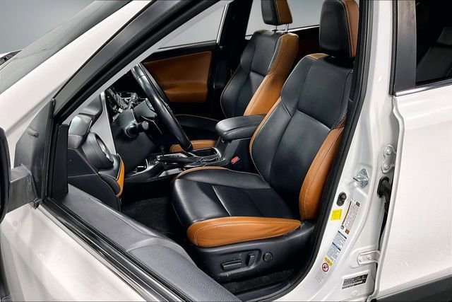 Used 2016 Toyota RAV4 SE image 21