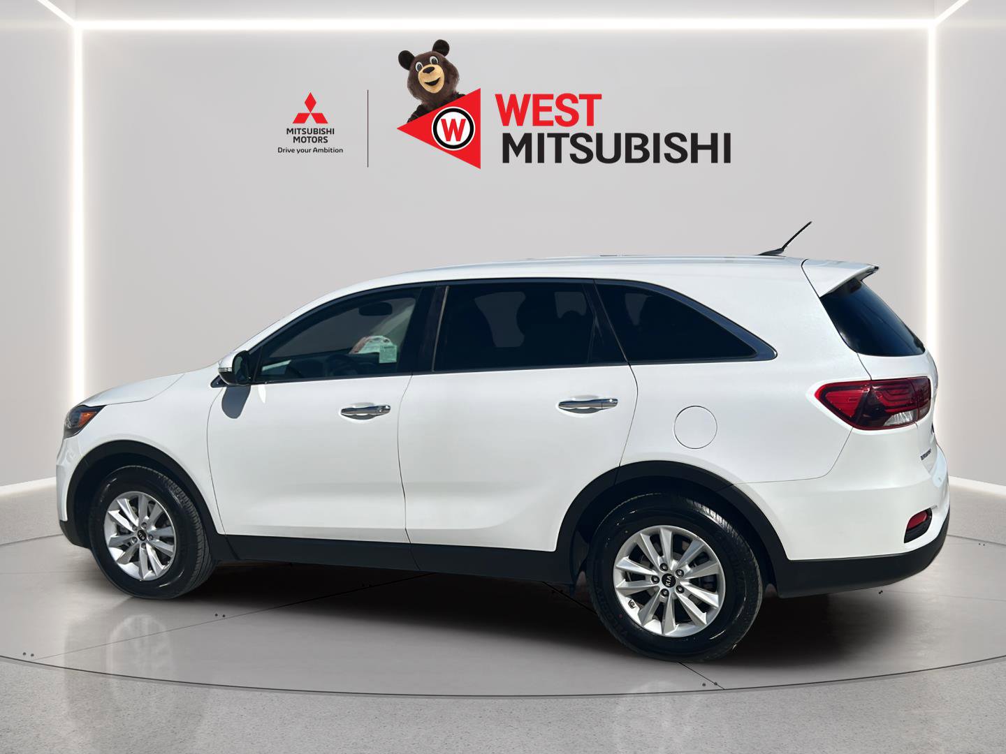 Used 2020 Kia Sorento LX FWD image 8