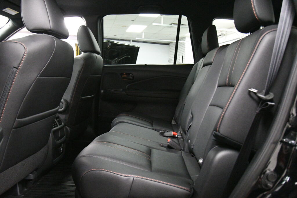 Used 2023 Honda Passport TrailSport image 21