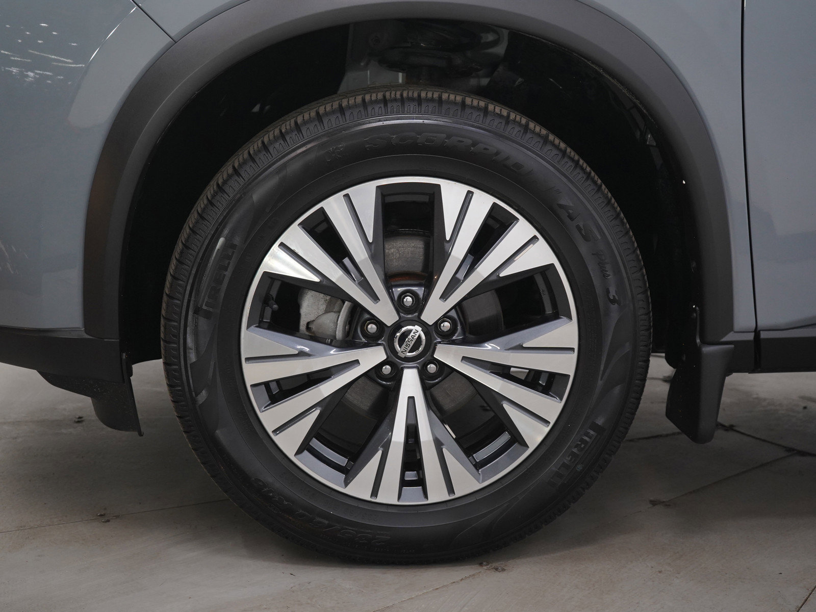 Used 2021 Nissan Rogue SV image 32