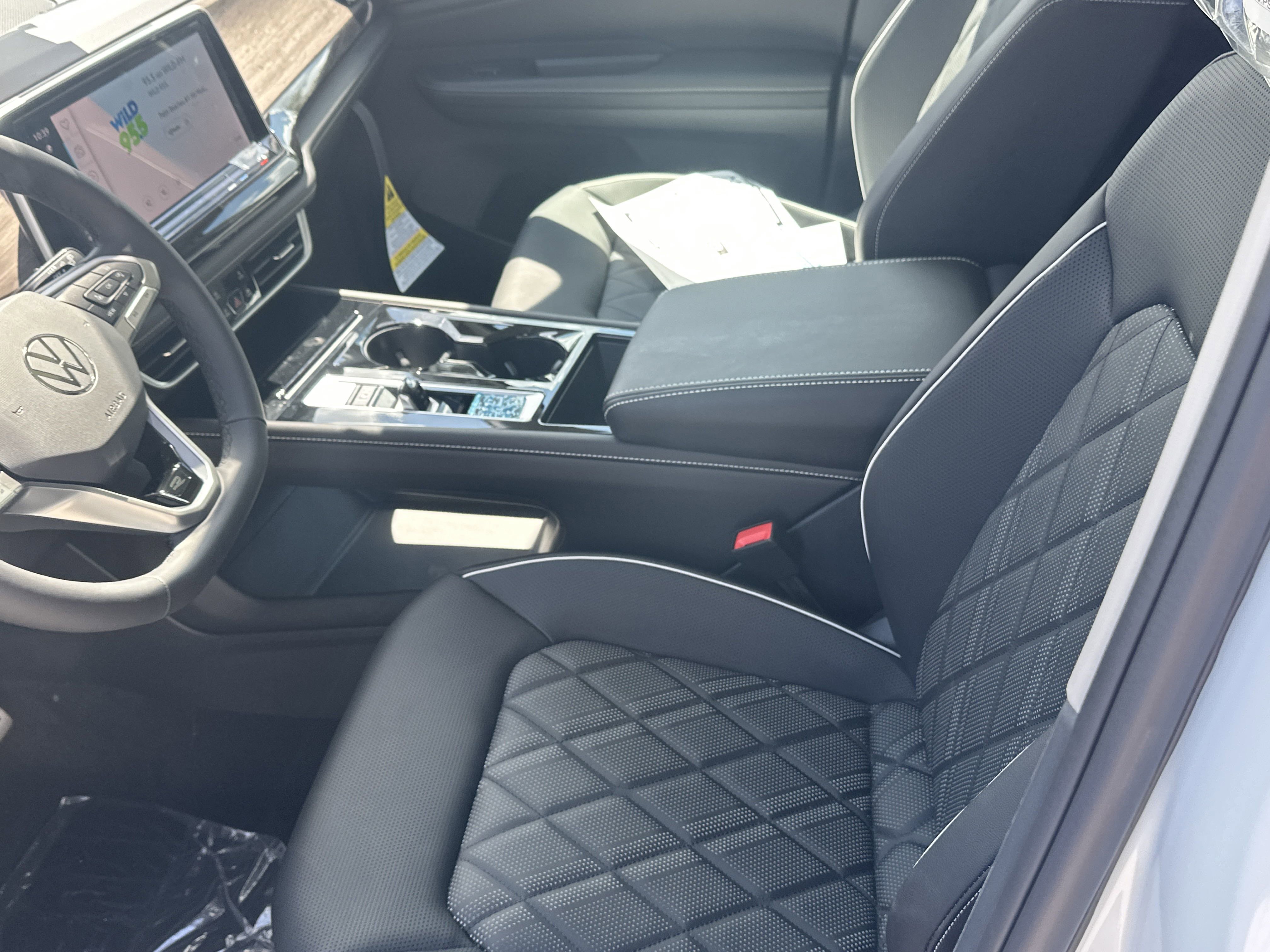 New 2026 Volkswagen Atlas SEL Premium R-Line image 14