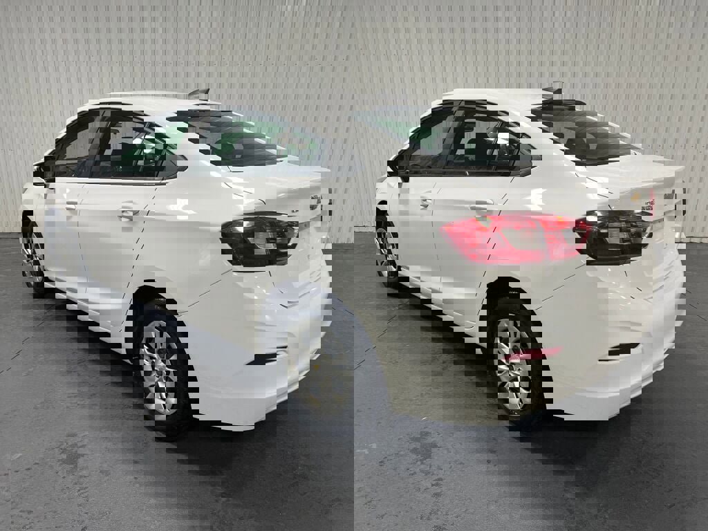 Used 2019 Chevrolet Cruze LS image 12