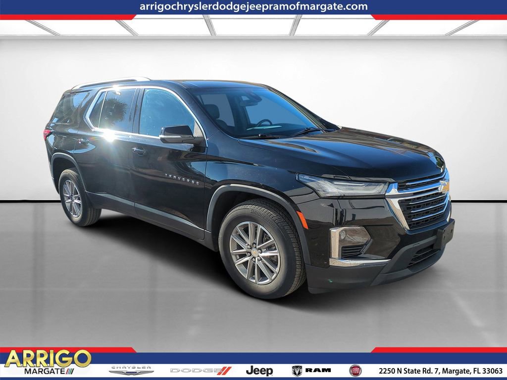 Used 2024 Chevrolet Traverse LT