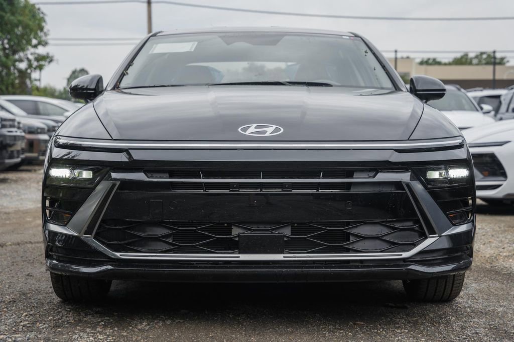 New 2026 Hyundai Sonata SEL FWD image 2