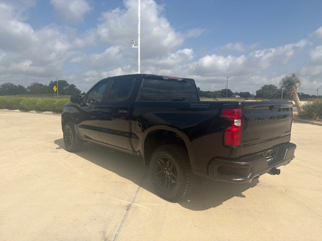 Used 2023 Chevrolet Silverado 1500 Custom Trail Boss w/ Midnight Edition AWD/4WD image 12
