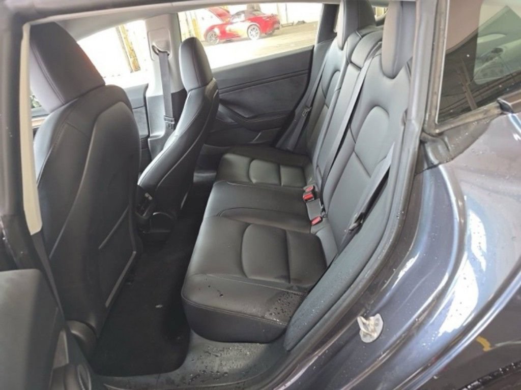 Used 2023 Tesla Model 3 Standard Range RWD image 13