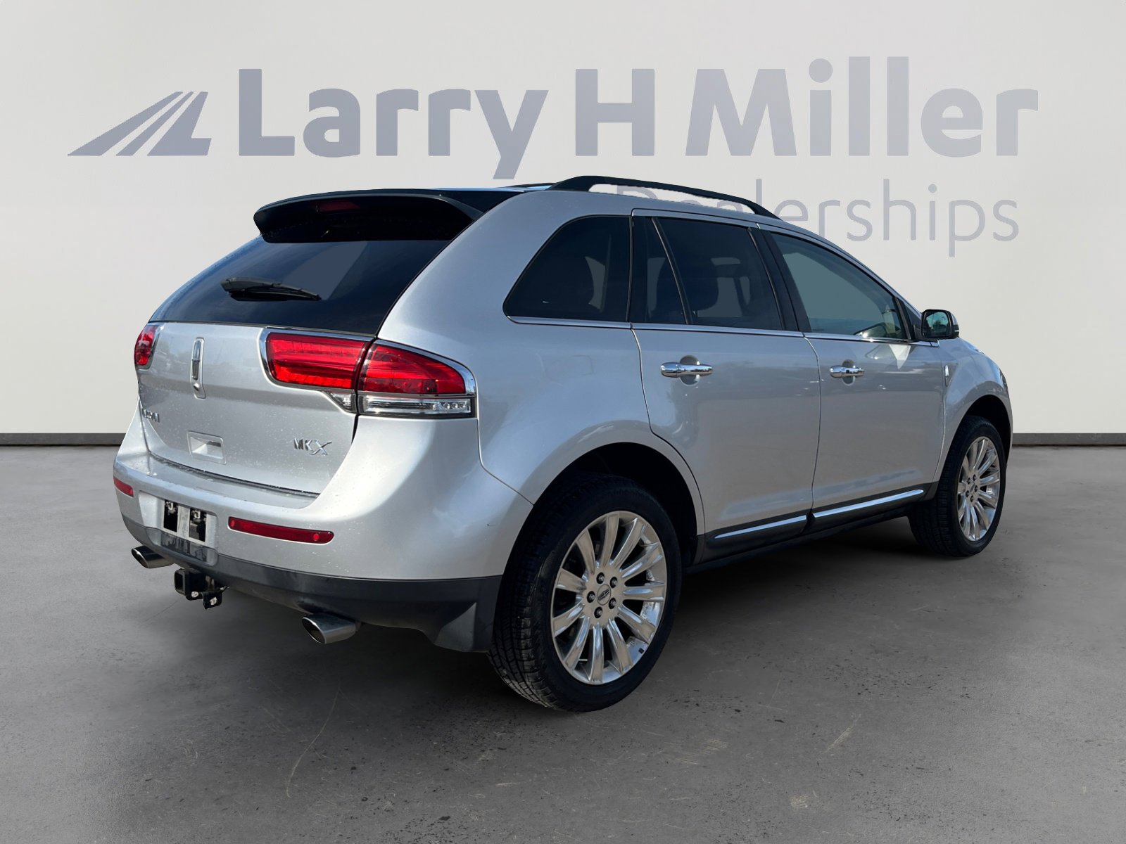 Used 2013 Lincoln MKX FWD image 5