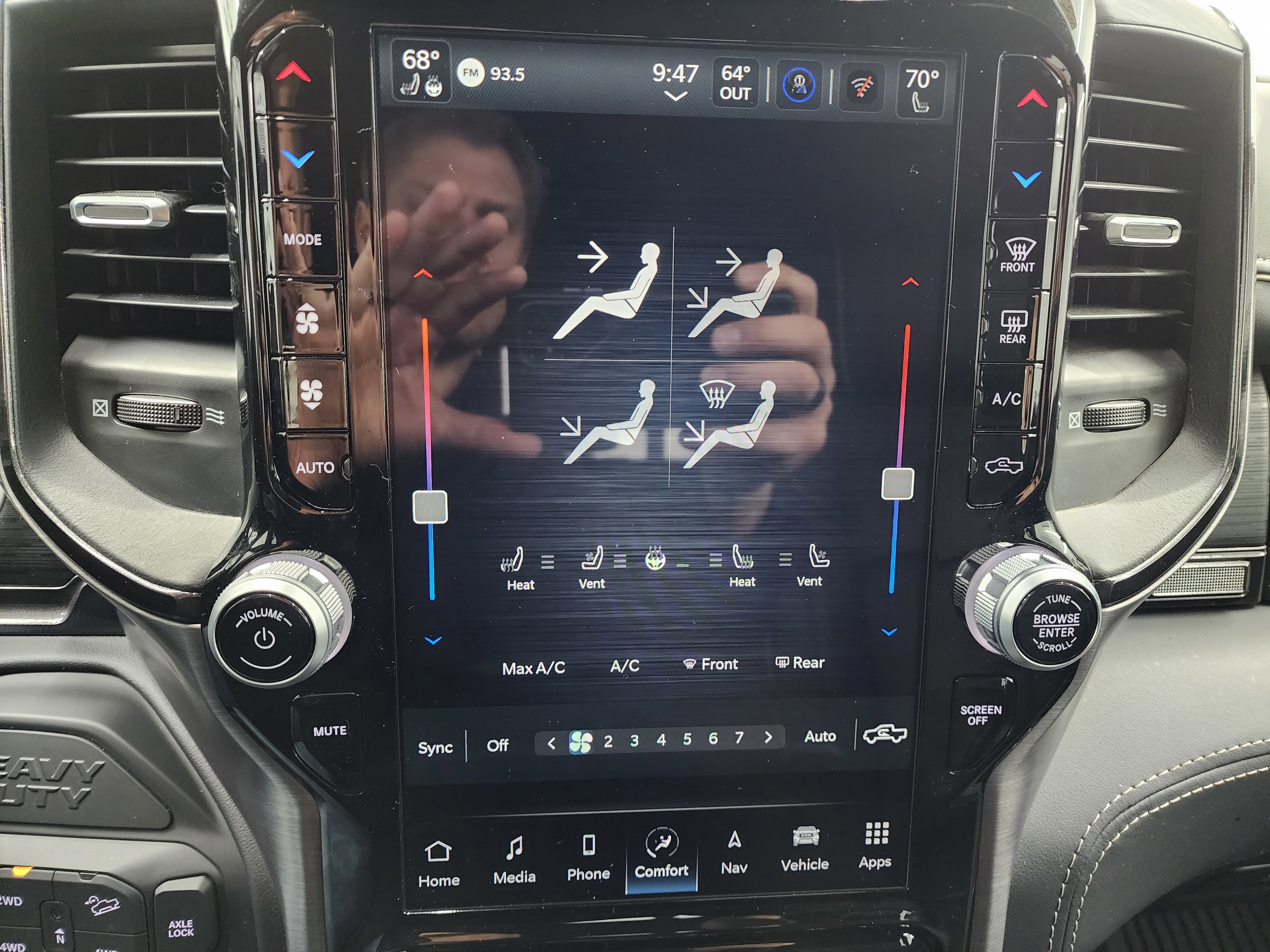 Used 2024 RAM 2500 Rebel w/ Towing Technology Group image 16