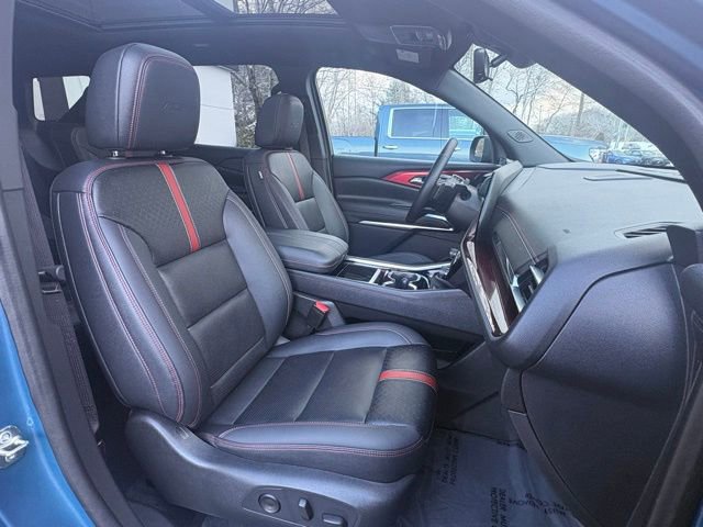 Used 2024 Chevrolet Traverse RS image 27