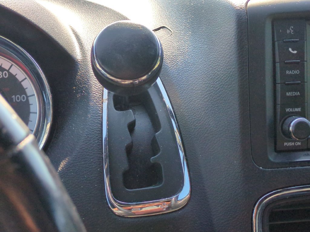 Used 2020 Dodge Grand Caravan GT FWD image 26