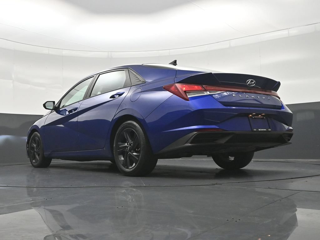 Used 2022 Hyundai Elantra SEL w/ Convenience Package FWD image 26