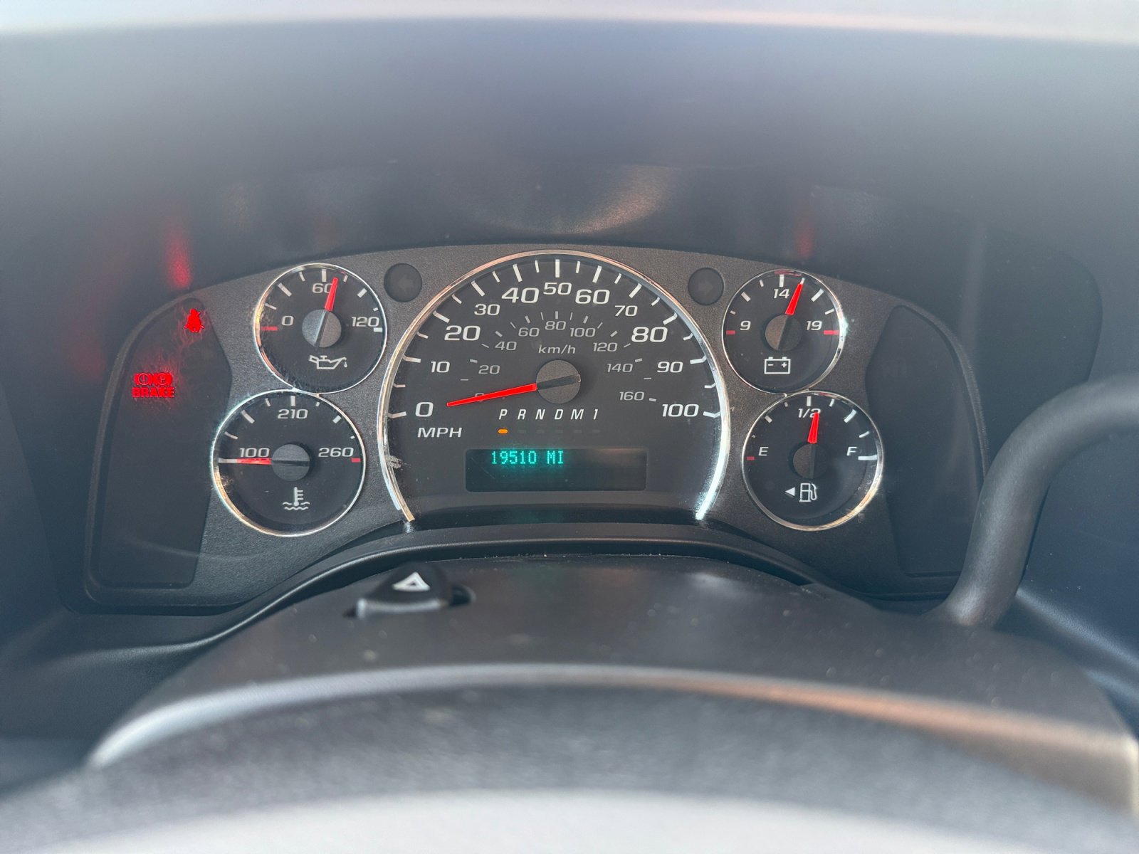 Used 2024 Chevrolet Express 2500 w/ Driver Convenience Package image 11