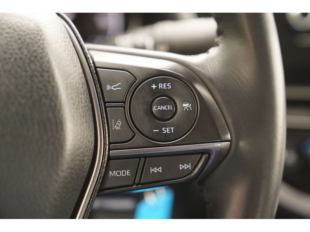 Used 2024 Toyota Camry SE image 20