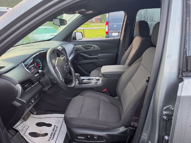 Used 2023 Chevrolet Traverse LT w/ Midnight/Sport Edition AWD/4WD image 19