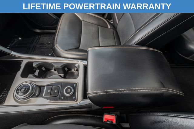 Used 2024 Ford Explorer Limited w/ Limited Technology Package AWD/4WD image 17