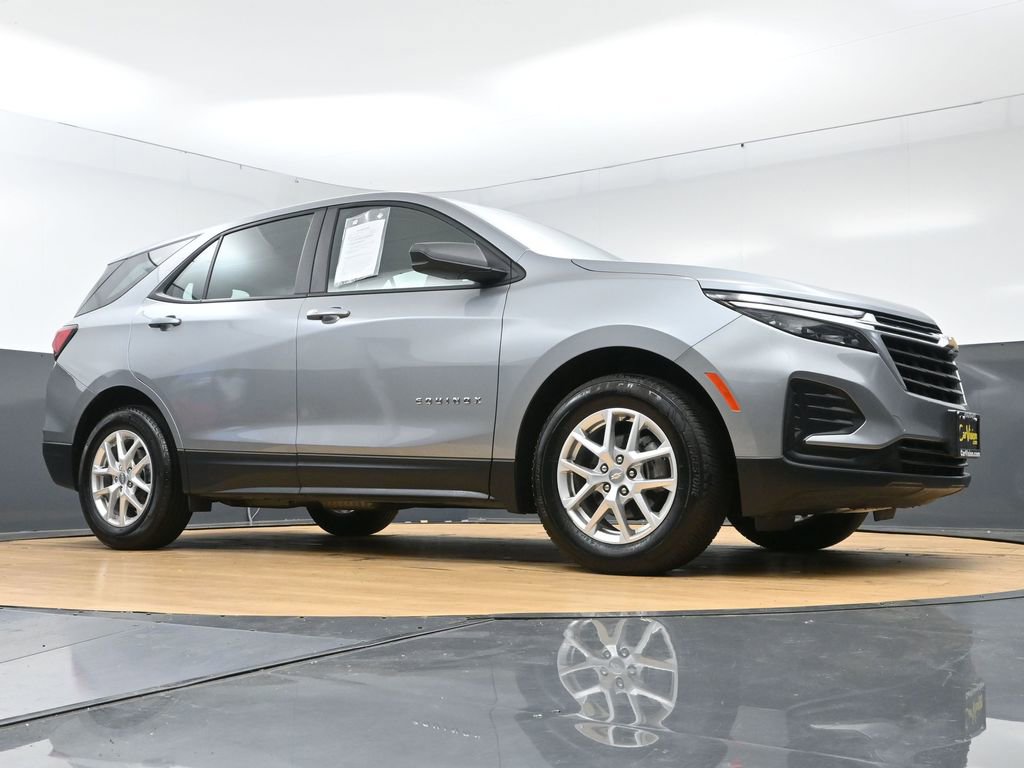 Used 2024 Chevrolet Equinox LS FWD image 46