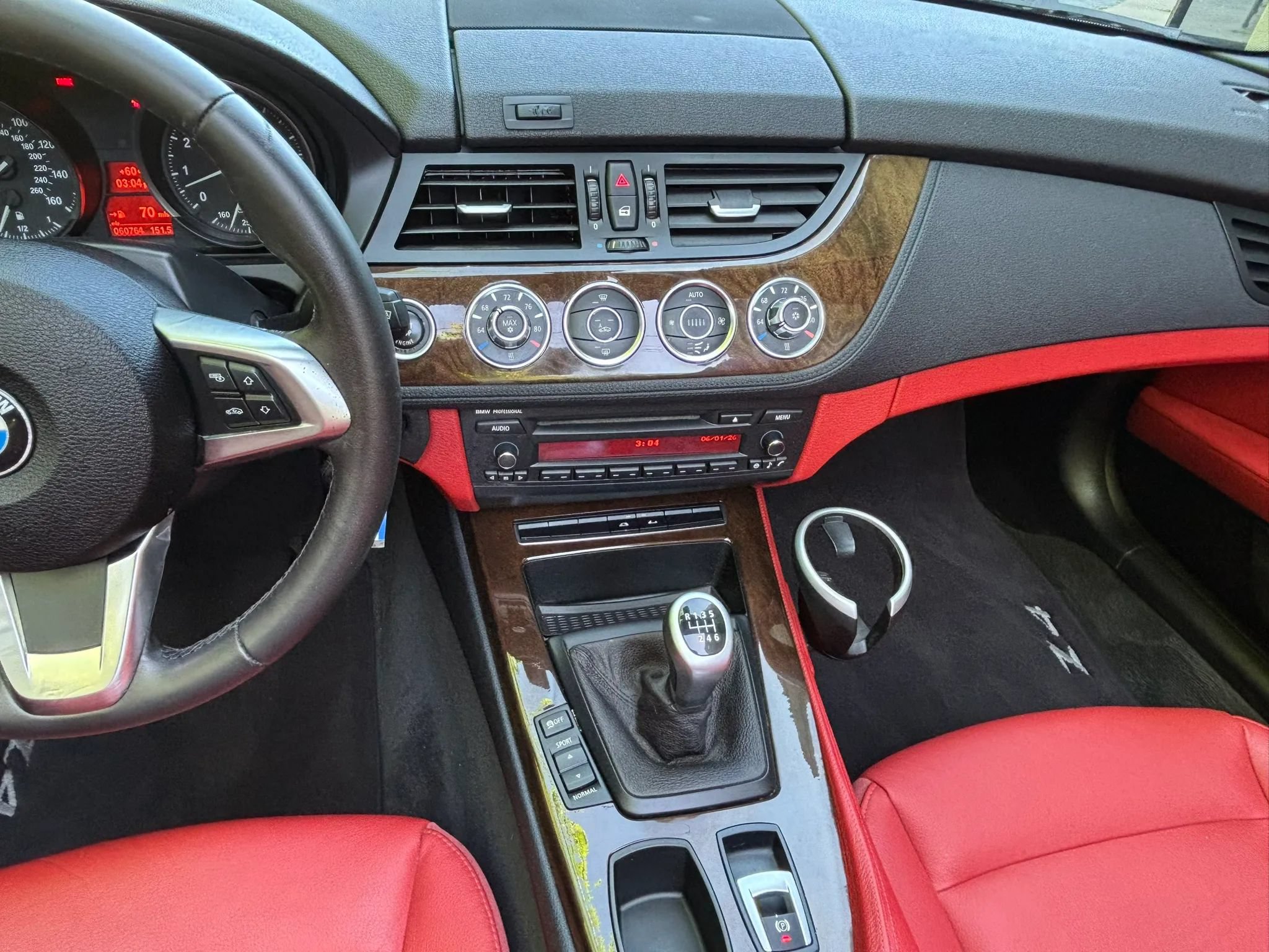 Used 2009 BMW Z4 sDrive30i RWD image 31