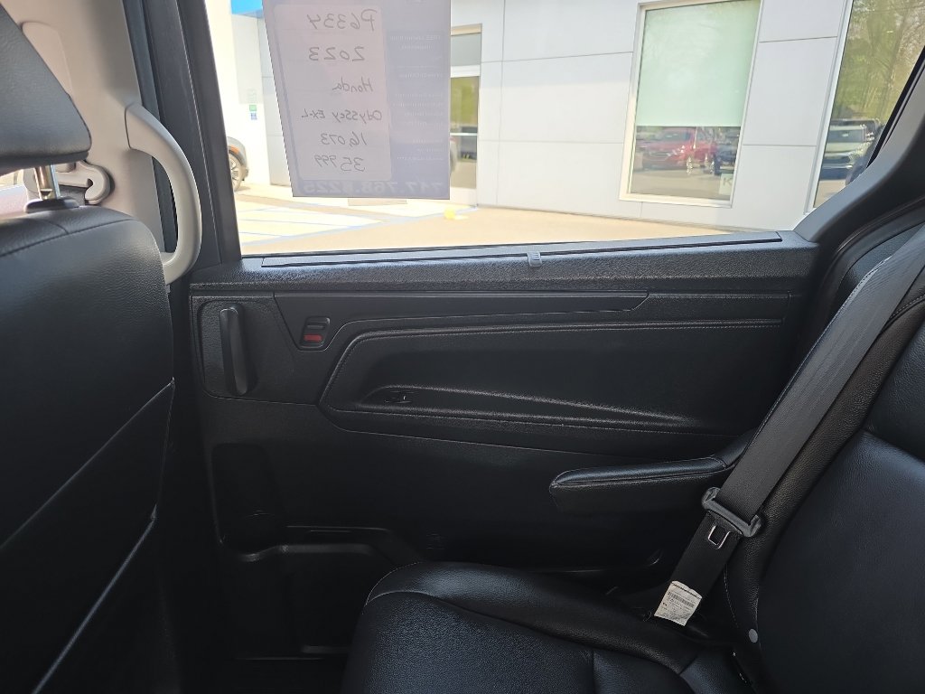 Used 2023 Honda Odyssey EX-L image 15