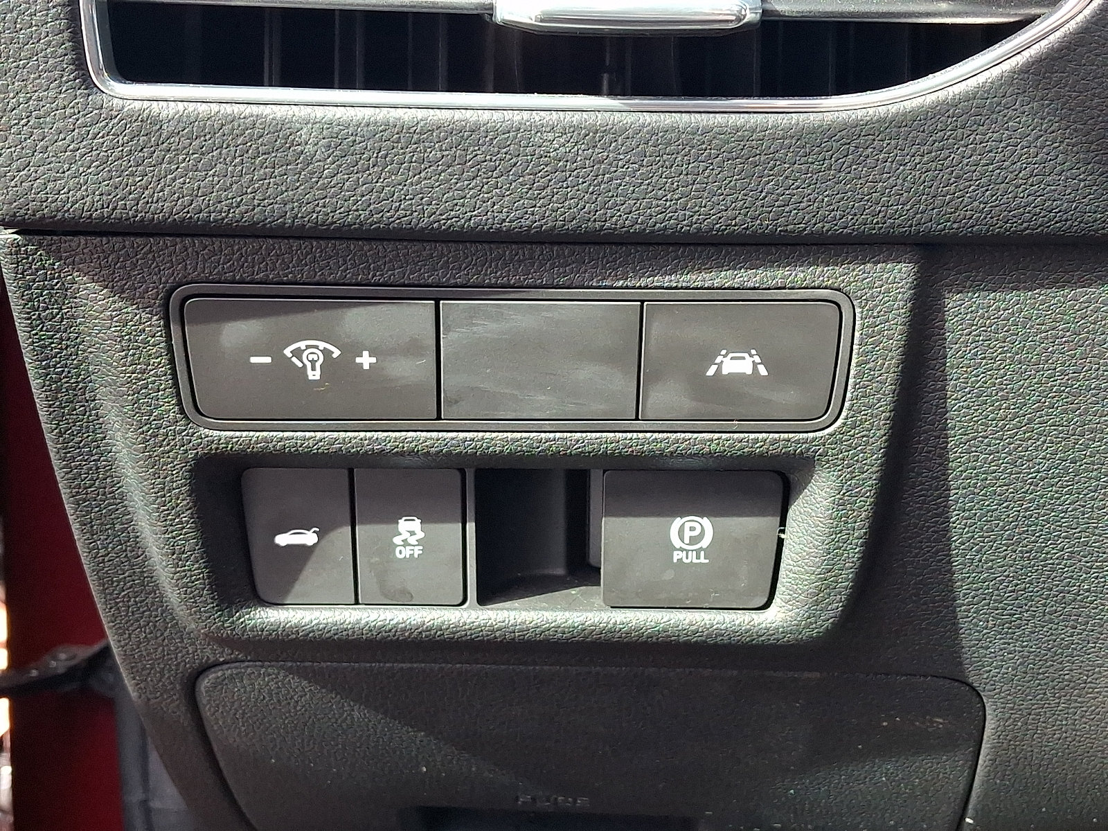 Used 2023 Hyundai Sonata Limited w/ Cargo Package FWD image 27