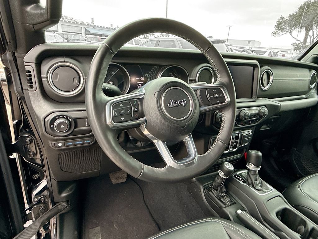 Used 2023 Jeep Wrangler Unlimited Sahara w/ Cold Weather Group image 12