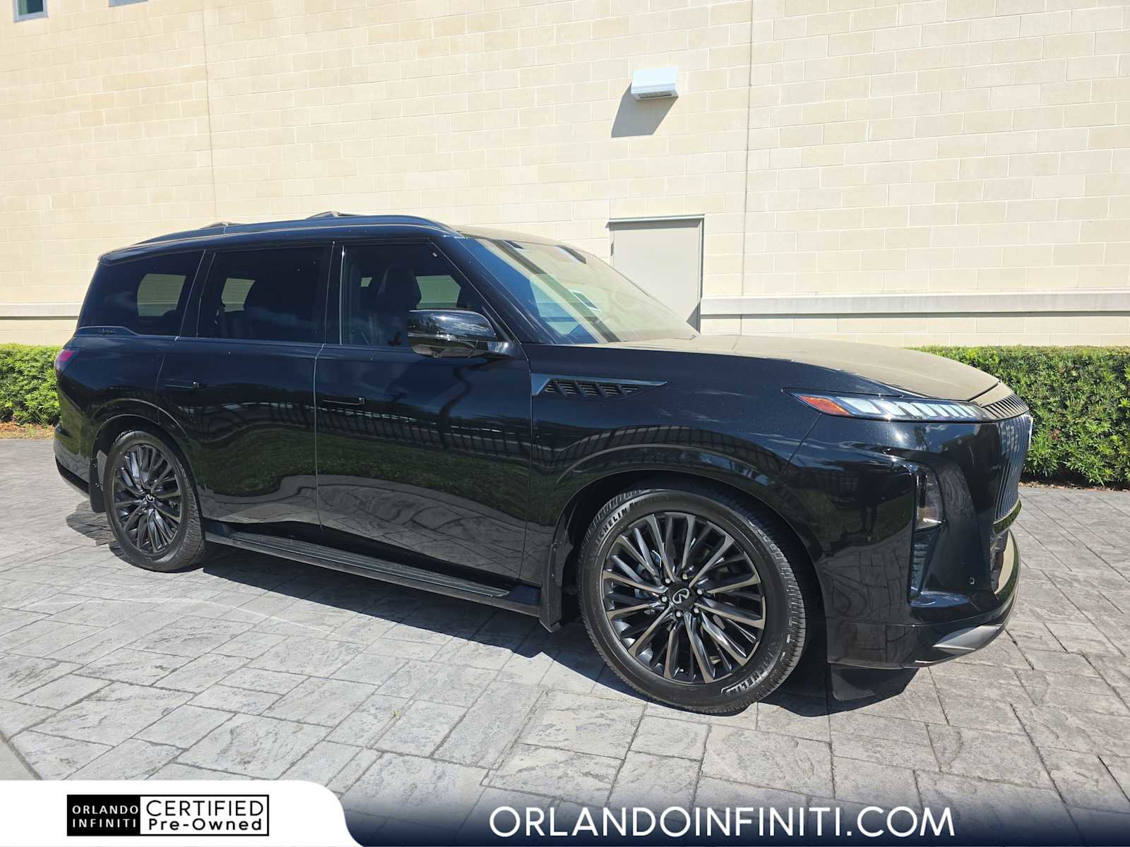 Certified 2025 INFINITI QX80 Autograph w/ Autograph Exterior Package