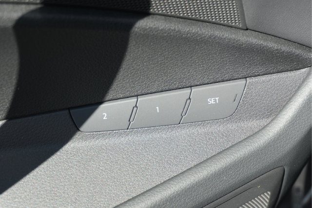 Used 2024 Audi Q8 e-tron Premium AWD/4WD image 13