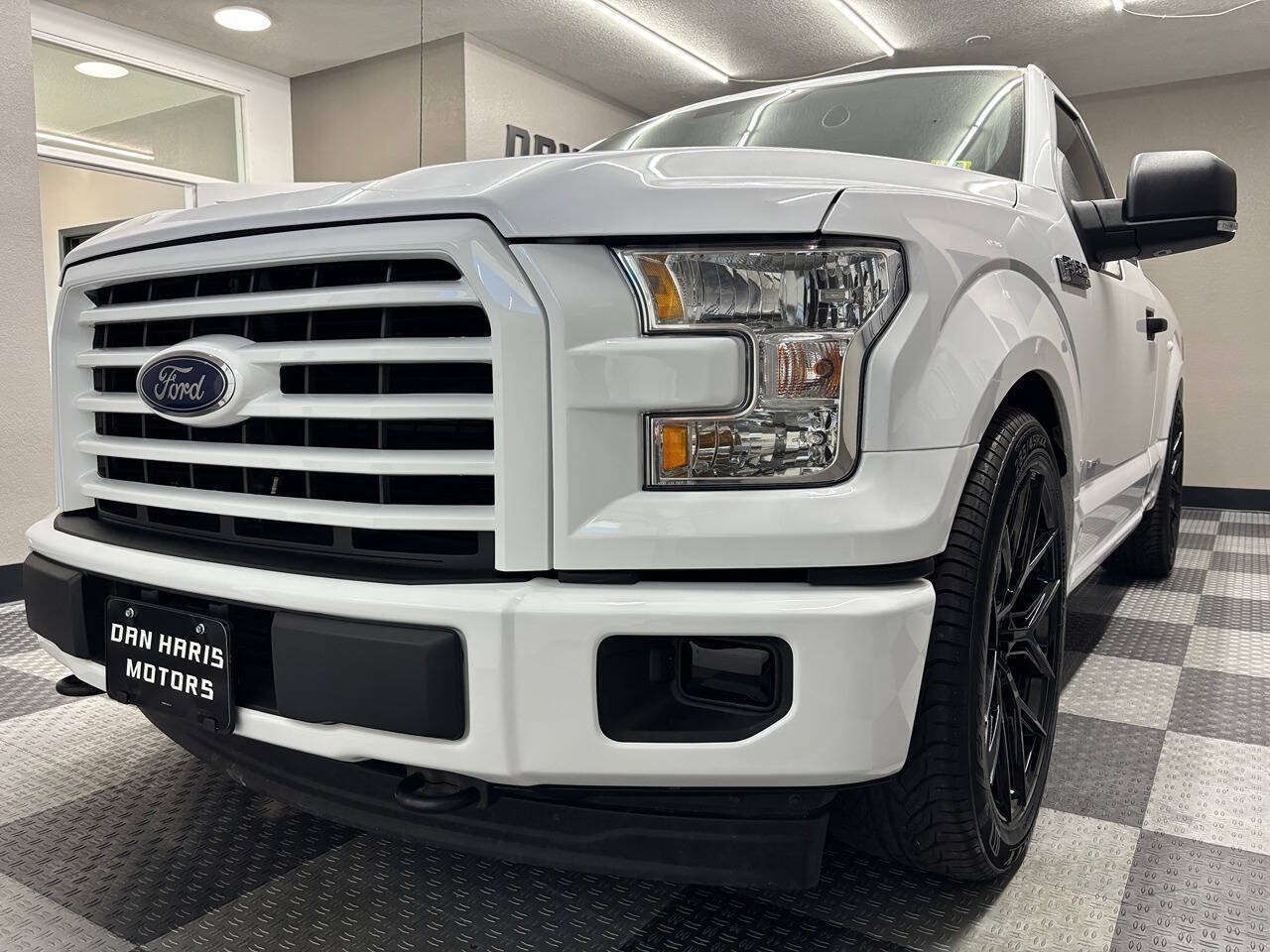Used 2017 Ford F150 XL w/ XL Power Equipment Group AWD/4WD image 4