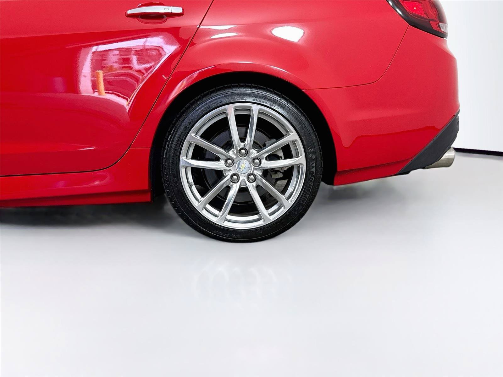 Used 2014 Chevrolet SS RWD image 18