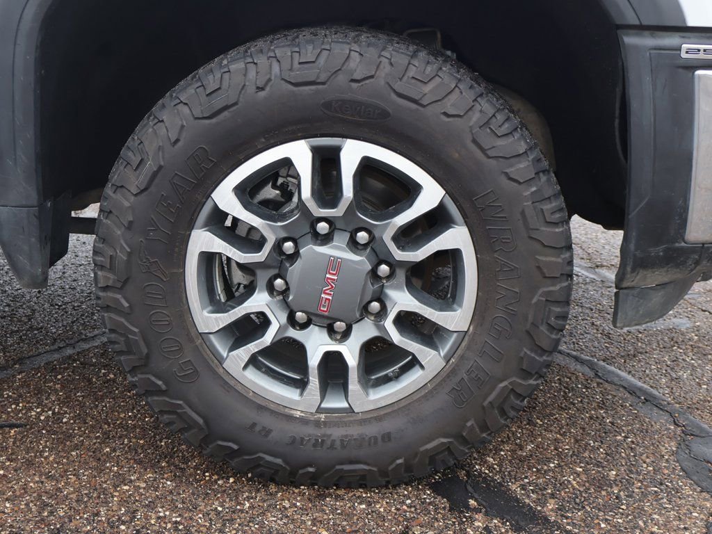 Used 2024 GMC Sierra 2500 SLE w/ SLE Convenience Package image 19
