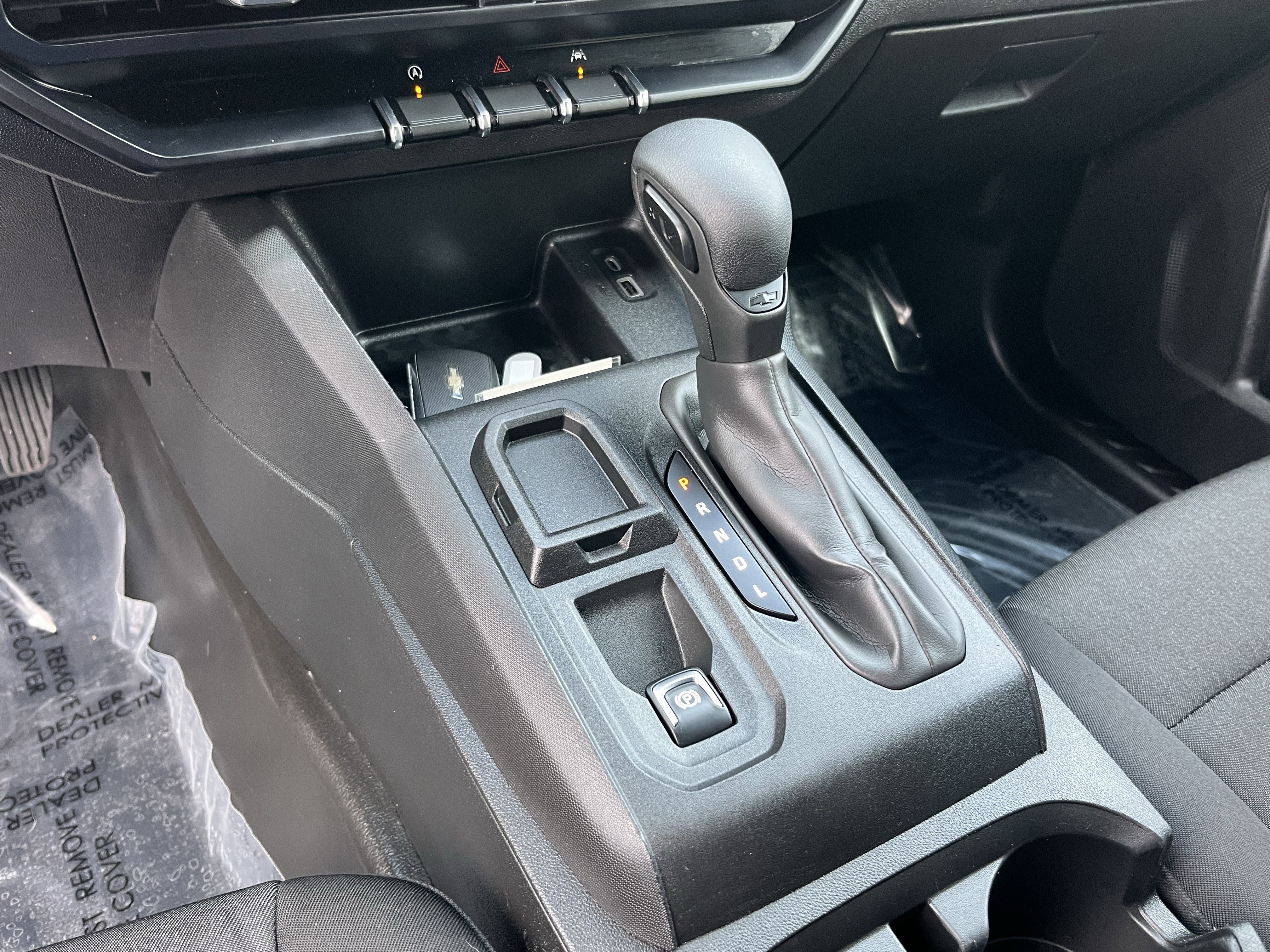 Used 2023 Chevrolet Colorado W/T image 30