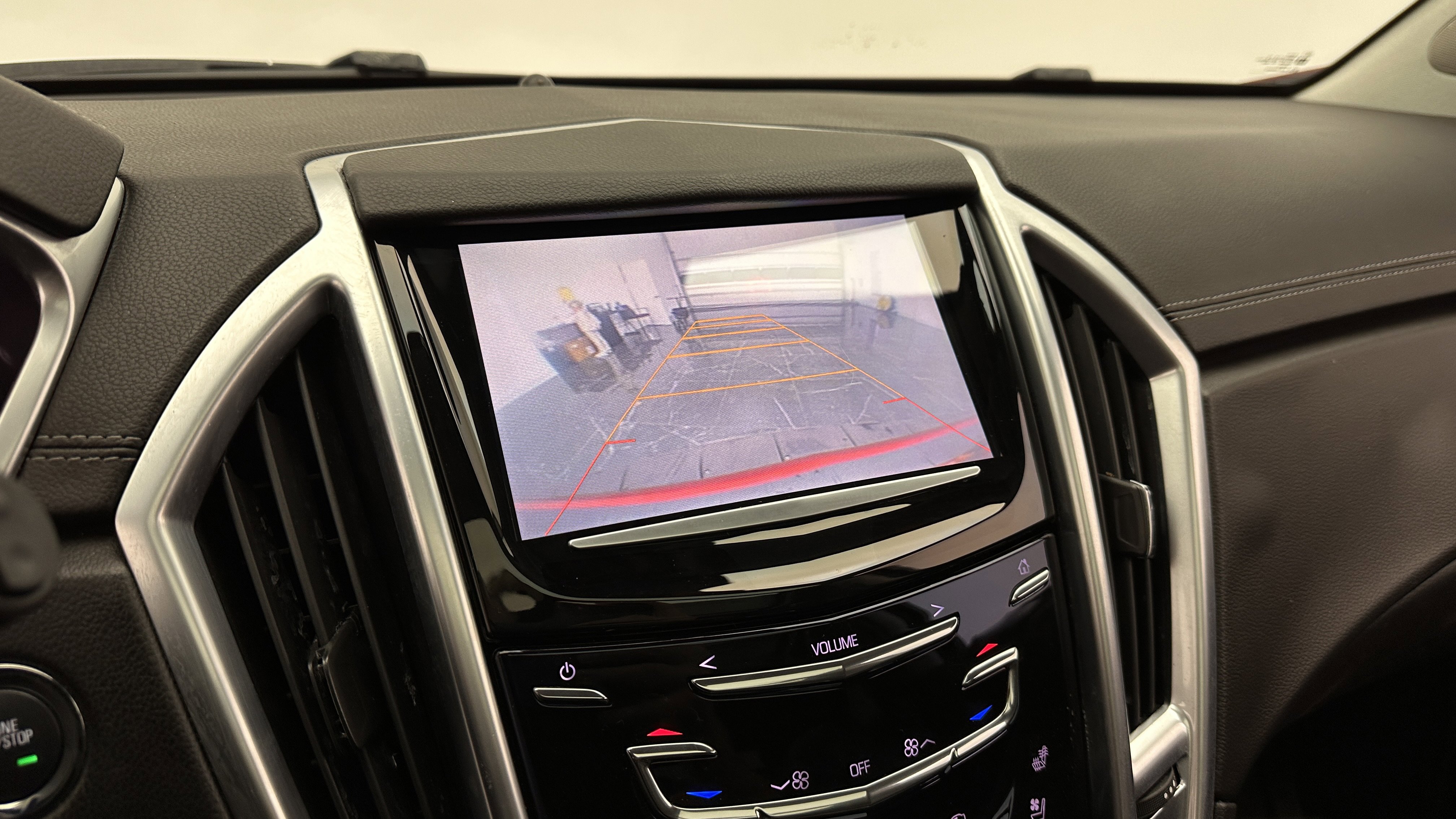 Used 2016 Cadillac SRX Premium w/ Driver Assist Package FWD image 18