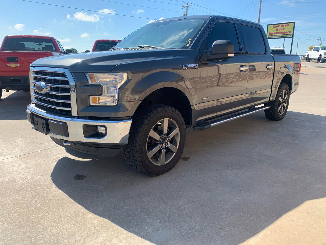 Used 2015 Ford F150 XLT w/ Equipment Group 301A Mid AWD/4WD image 3