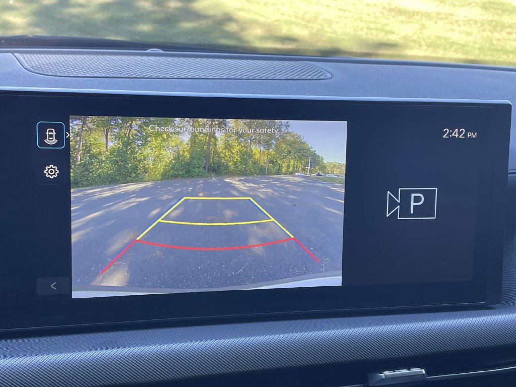 Used 2025 Hyundai Sonata SE FWD image 26